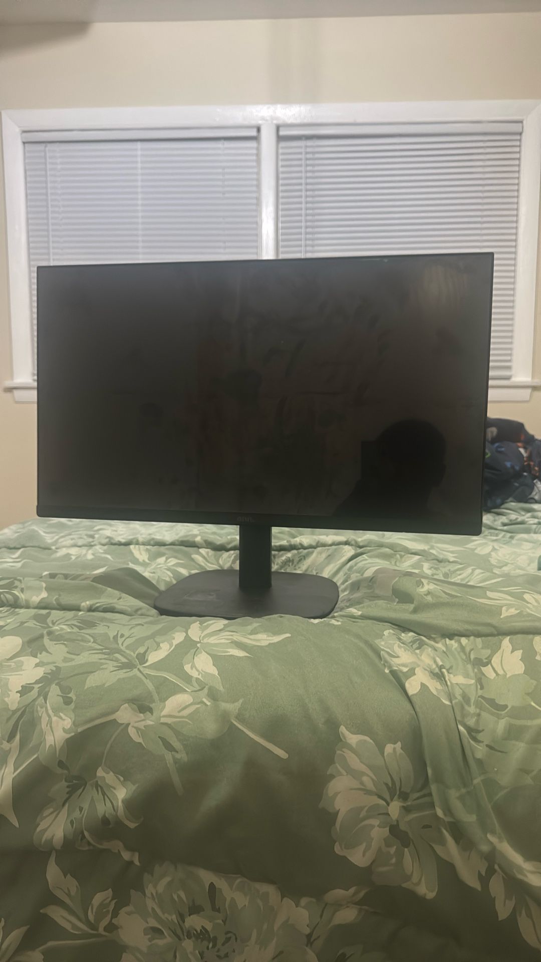 Onn Monitor