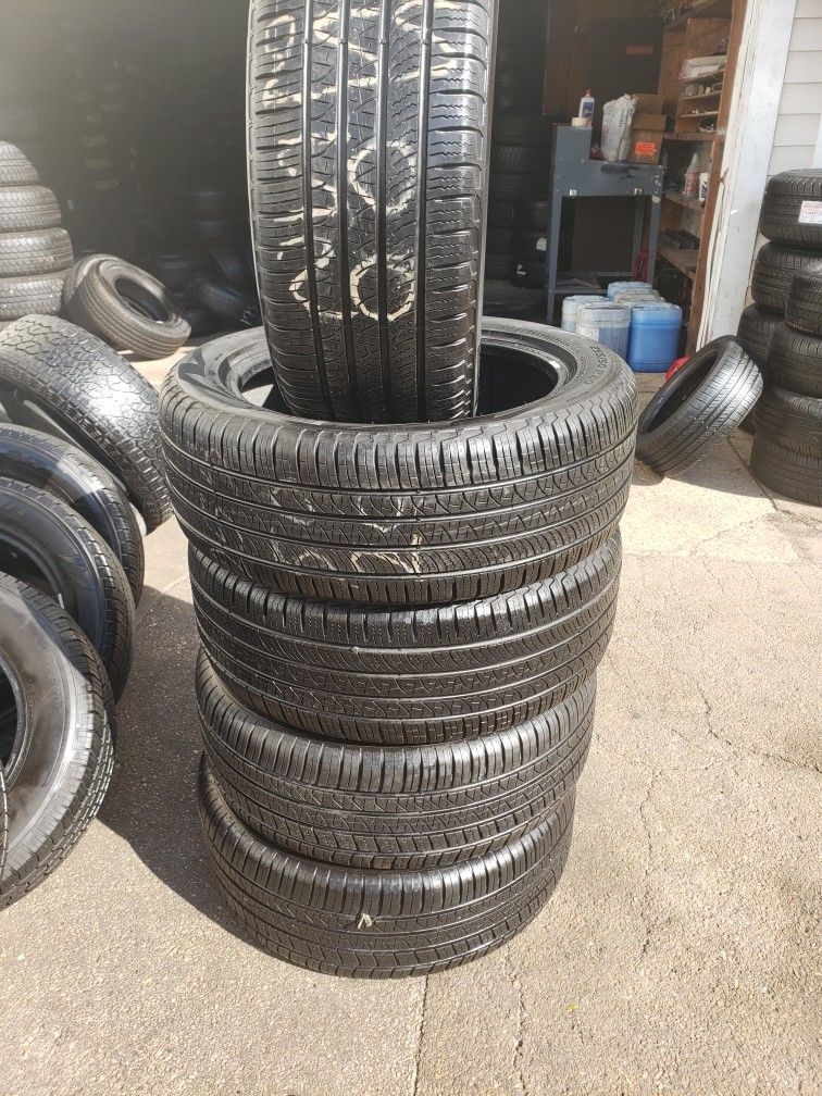 4 Pirelli Tires 255/50/20 $350 Mounting And Balance Included Very Good Condition 