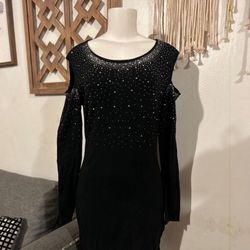 Women’s Large Knit Dress (black)