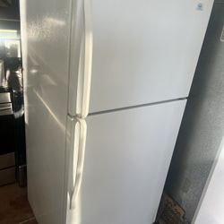 Roper Apartment Sizes Refrigerator Used 