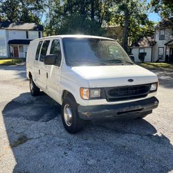 2002 Ford E-350