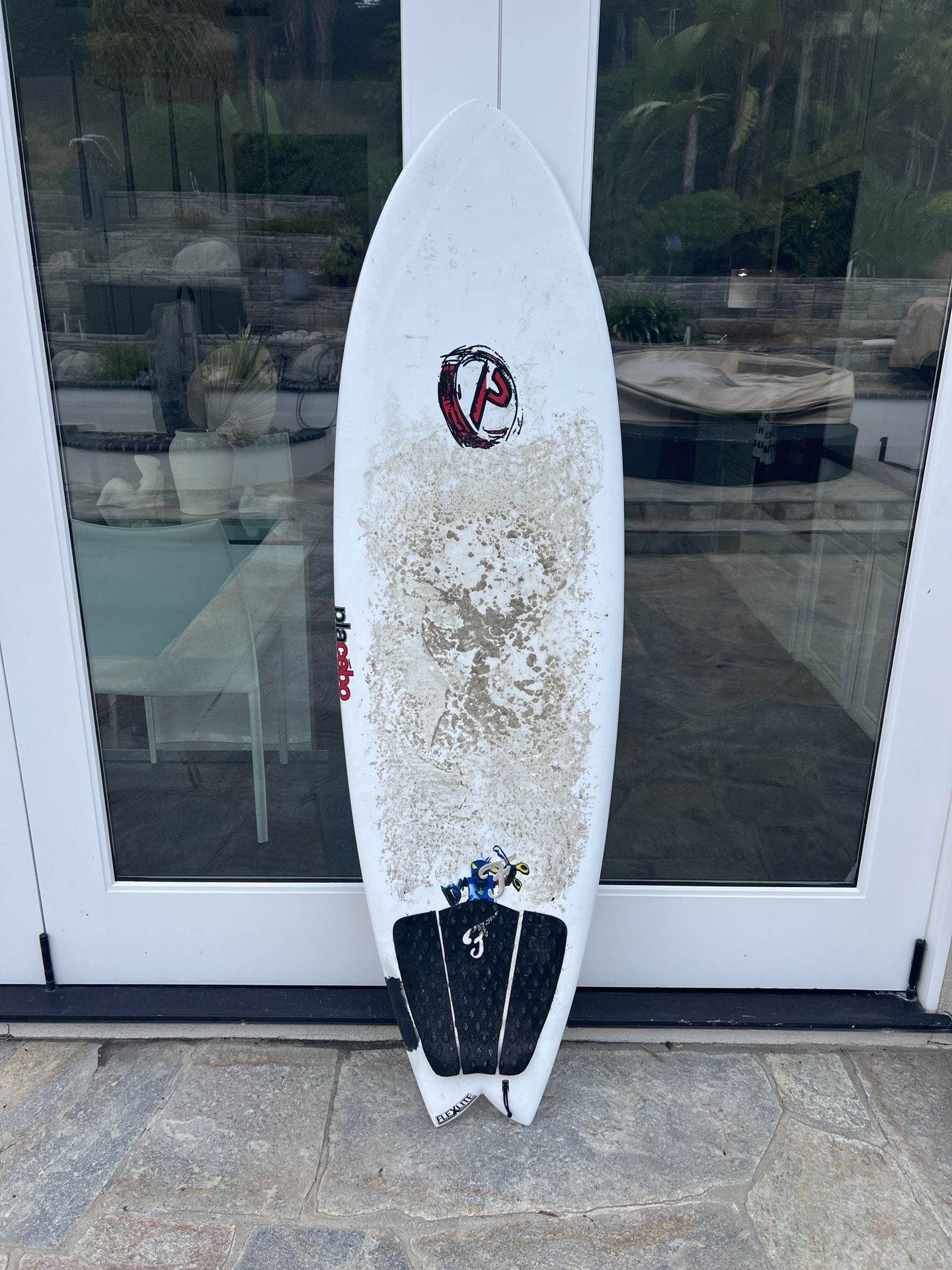 placebo SUB scorcher 5'10 x 18.75 x 2.25 Placebo Epoxy Fish