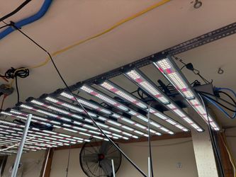 1000 Watt Full Spectrum LED Grow Lights
