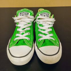Converse All Star Classic Green Unisex Low Top Shoes  Men's Size 4 / Women's Size 6 (Good Condition)