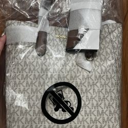 Michael Kors Tote Bag with Card Case