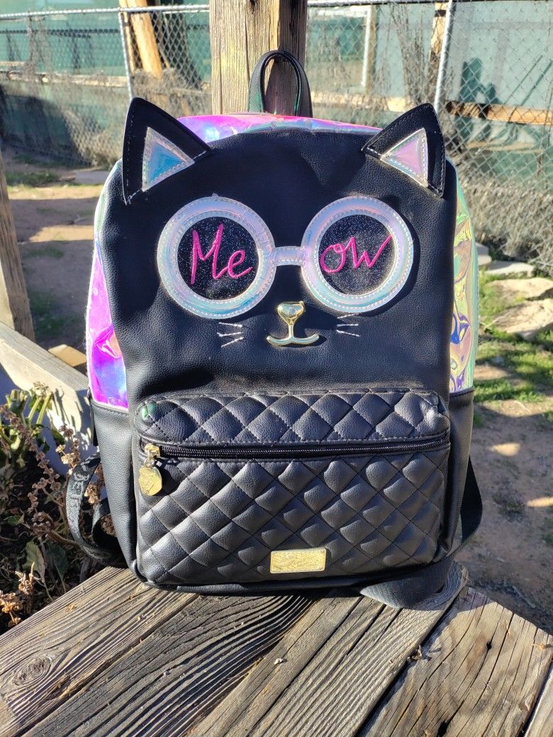 BETSEY JOHNSON ( BACKPACK) 🎒.         PICK ⛏️ UP ONLY