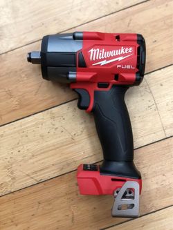 Milwaukee M18 1/2 Impact Wrench Mid Range Tool Only