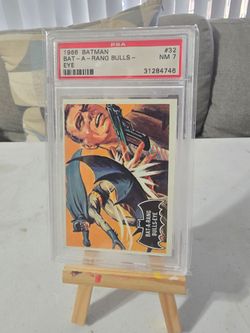 1966 Batman #32 Bat-A-Rang Bulls-Eye PSA NM 7