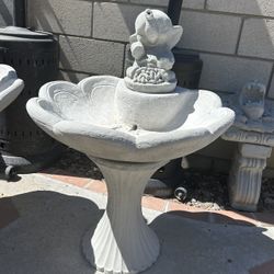 New Fountain Made Out Of Cement Perfect Gift 