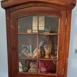 Hanging Curio Cabinet With Glass Doors