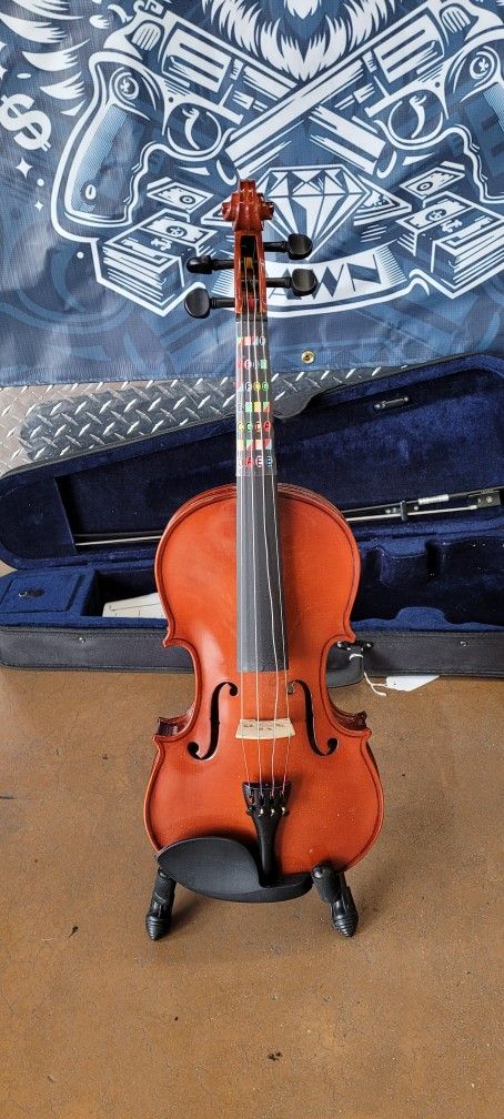Apollo Violin With Case
