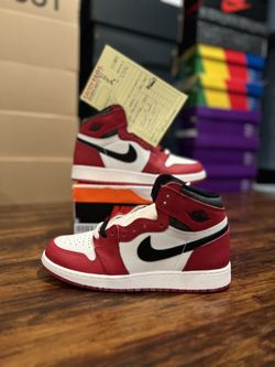 Jordan 1 High OG  Chicago “Lost And Found “