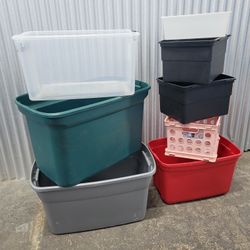 NO LIDS! 8 Assorted Plastic Storage Bins