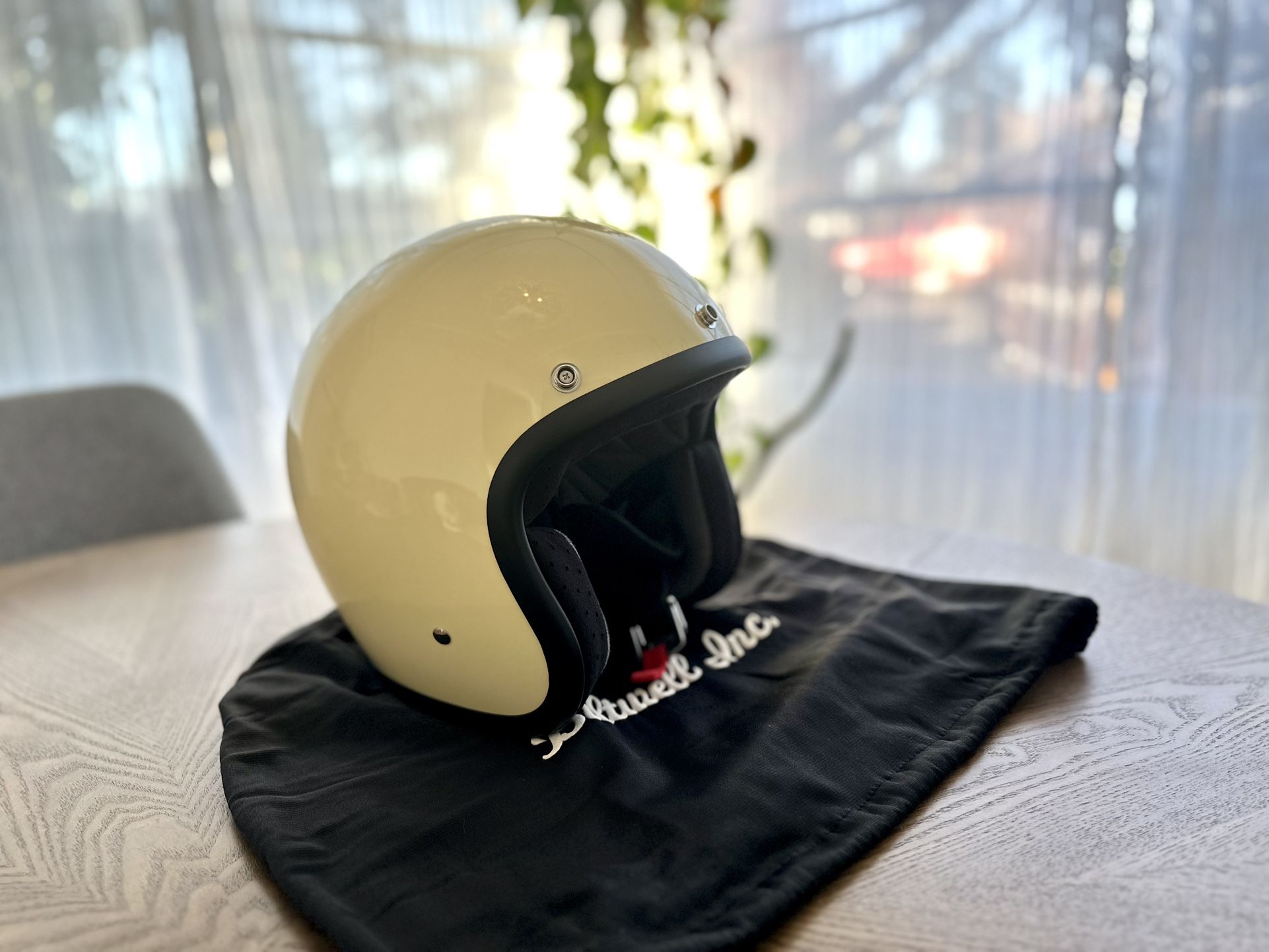 BILTWELL BONANZA VINTAGE WHITE SIZE LARGE