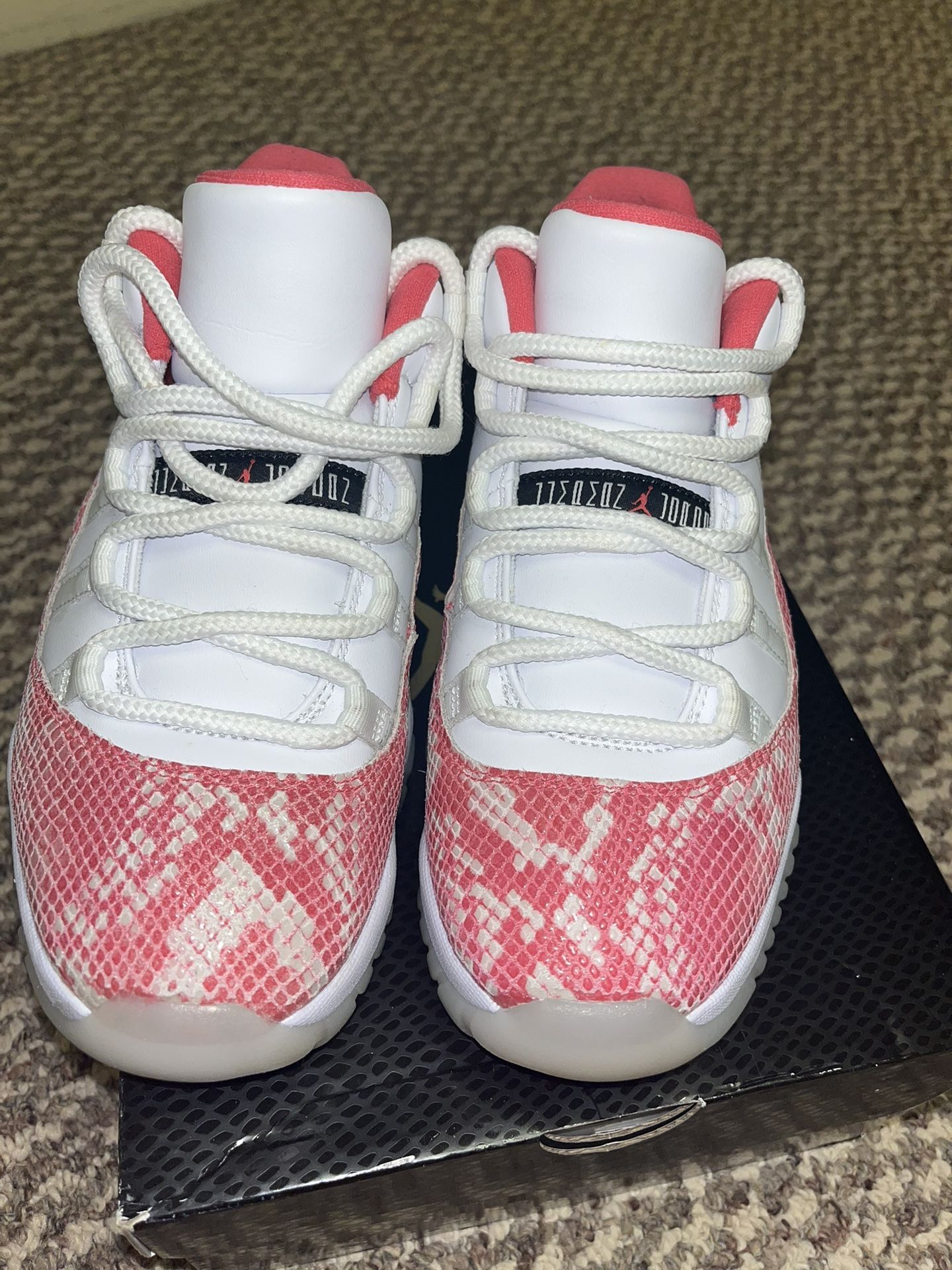 Retro 11 Low Pink Snakeskin