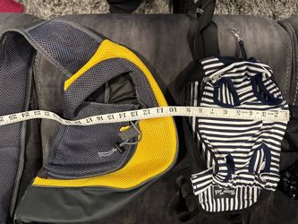 Pet carriers