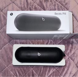 Beats Pill Bluetooth Speaker (Black)