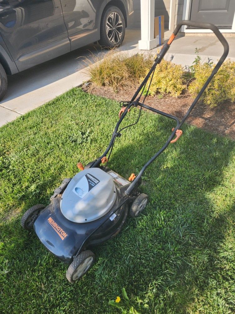 Corded Electric Mower Remington 12 Amp Works