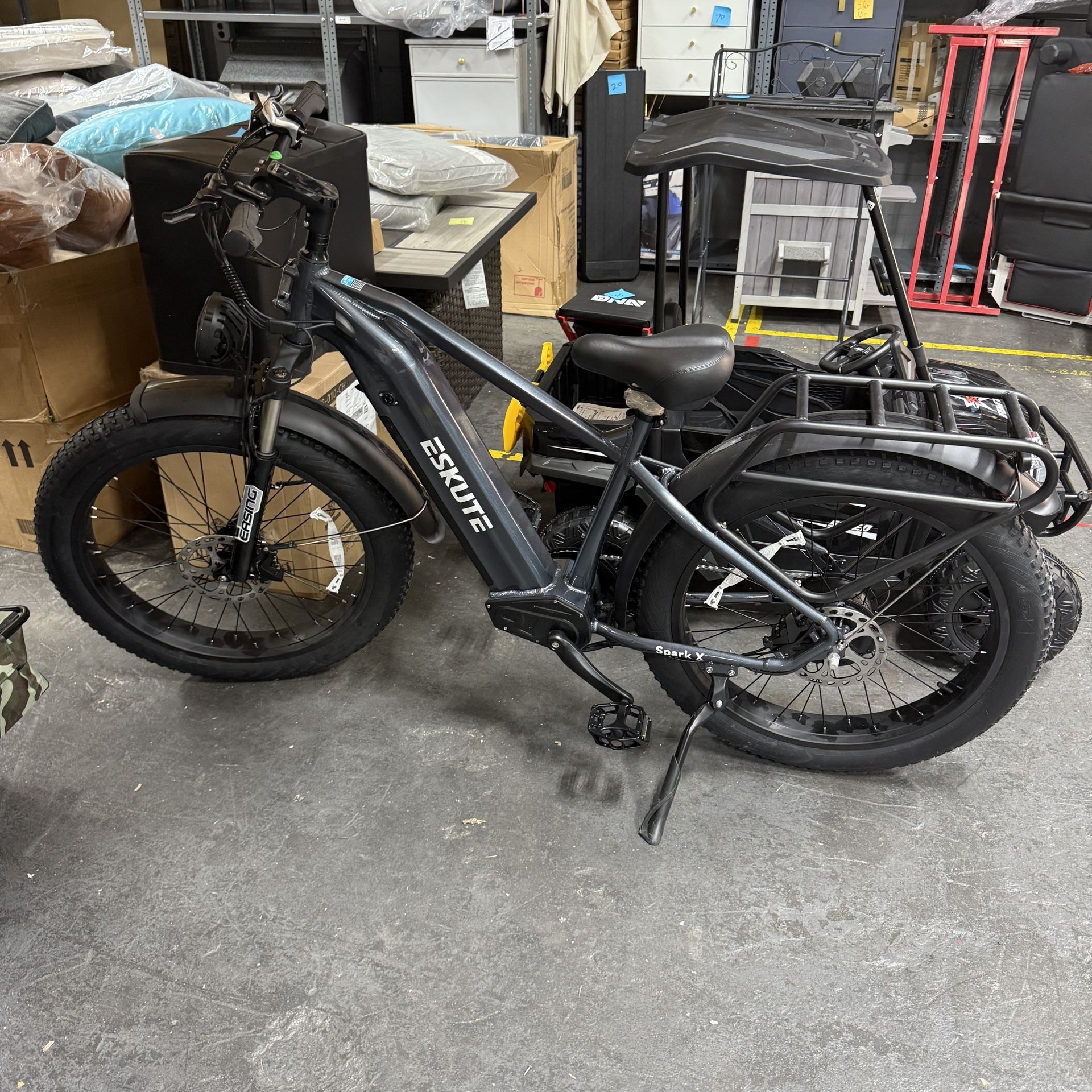 Brand new ESKUTE Spark X Electric Bike 26*4.0 inch Fat Tire 750W Motor 28mph Max Speed 48V 20Ah Battery 70 Miles Range - Blue