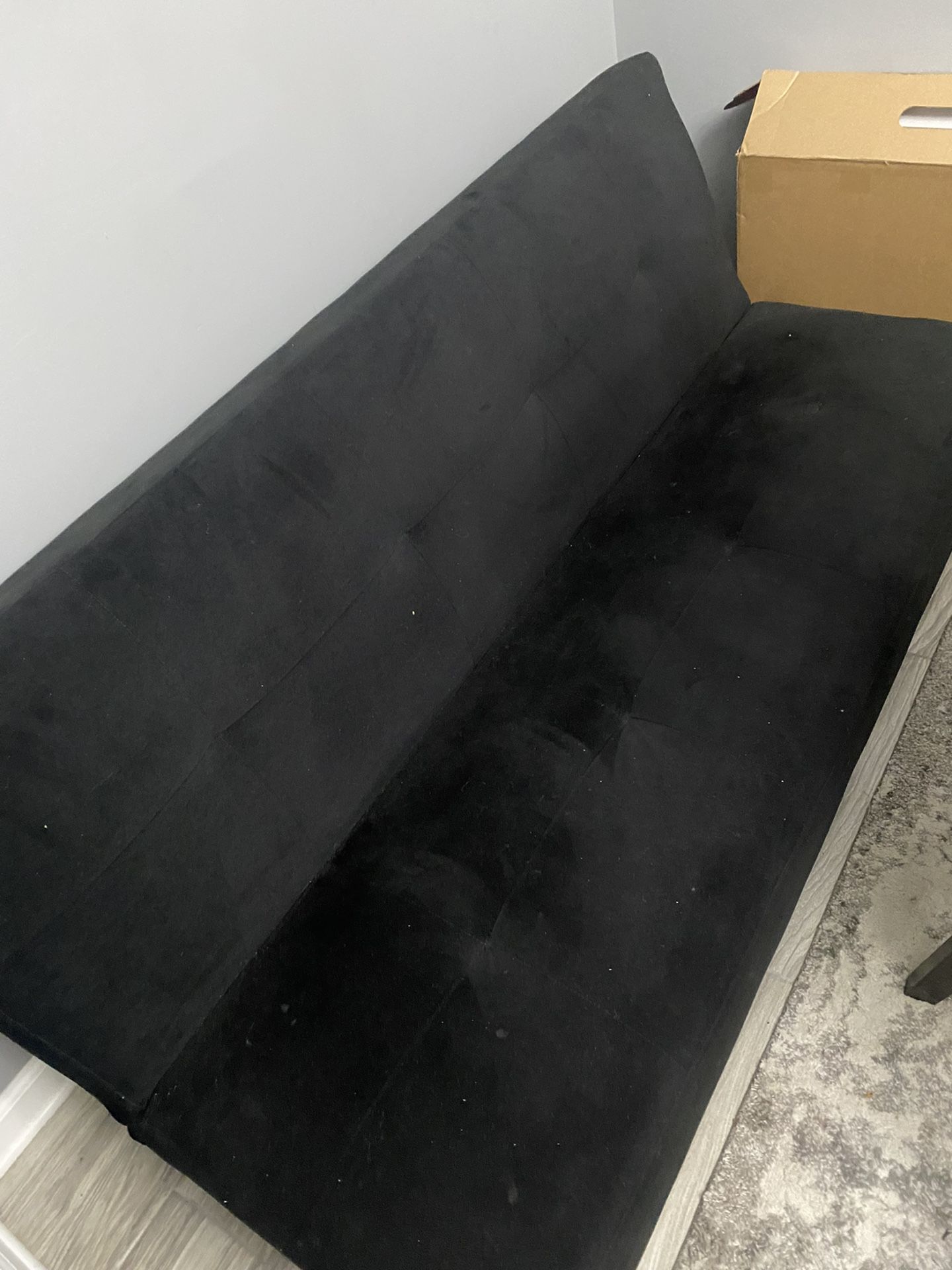 Black Futon