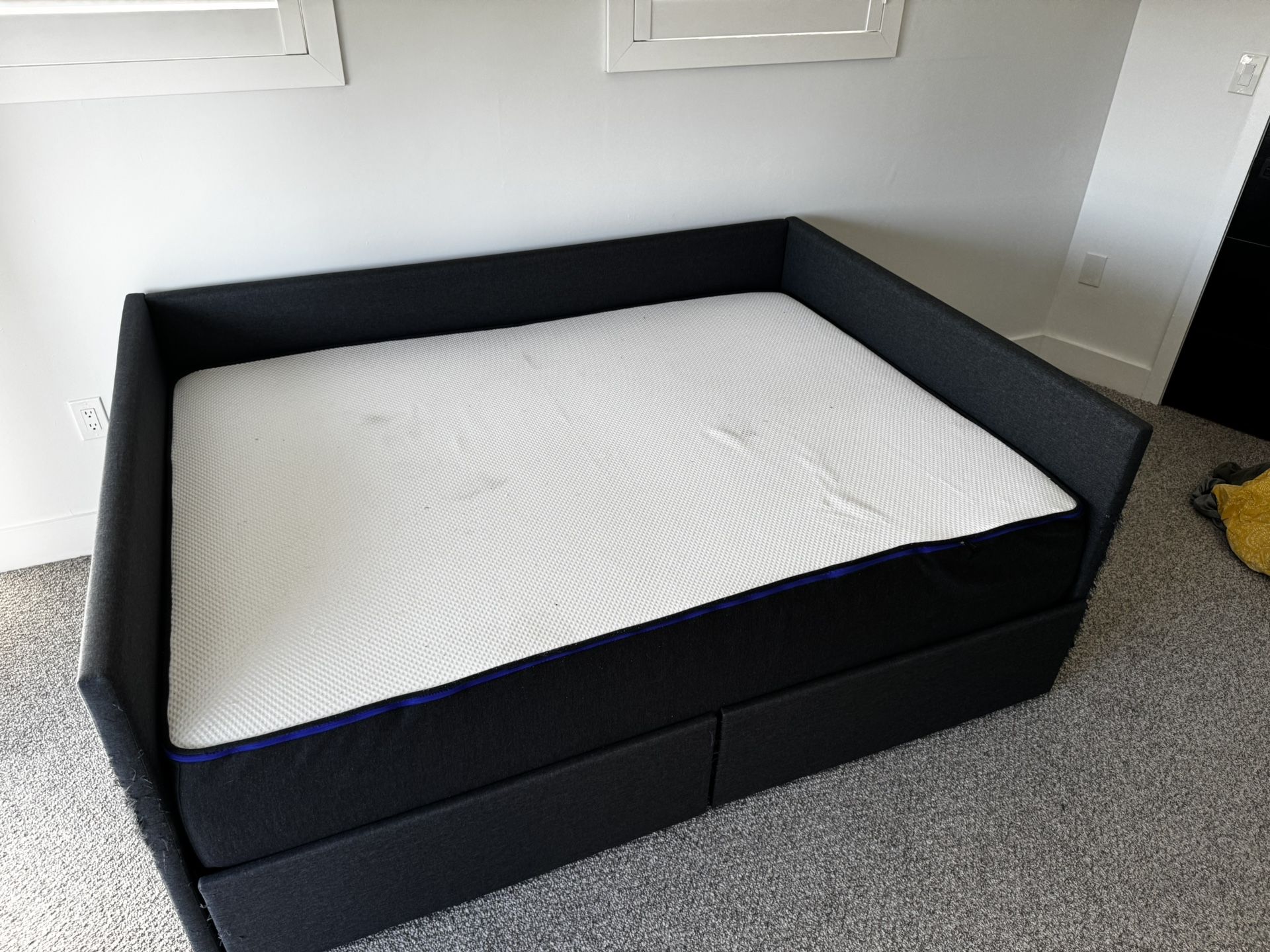 Free Queen Size Daybed