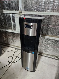 Water Dispenser