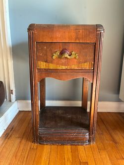 Vintage Wood Nightstand / Side Table with Drawer