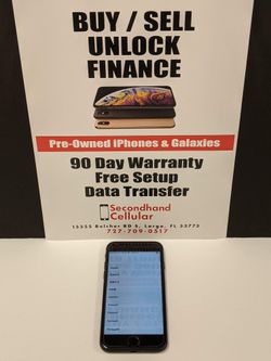 Like New iPhone 7 32GB Unlocked $199.99