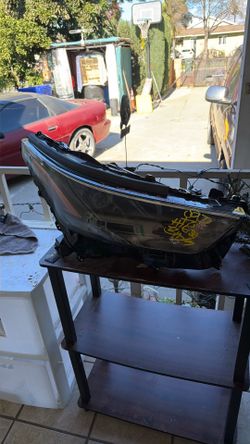 20-22 Toyota Highlander Passenger Headlight