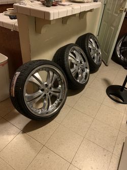 Metallic gray 225/35/20