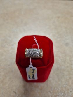 14k Yellow Gold Pave Diamond Ring 