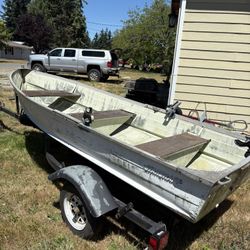 Vintage StarCraft 12’ Aluminum Boat