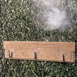 ❤️ Primitive Rustic Reclaimed Wood Wall Mount Coat Hanger 