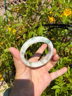White Base Colorful Bangle