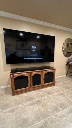 Oak Wood Table and 2 Towers