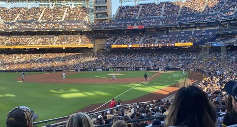 Padres Tickets