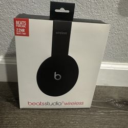 *Best Offer* Beats studio 3