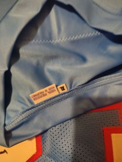 New condition Houston Oilers Jersey signed by MVP hall of fame player Earl Cambell and Beckett Authentic