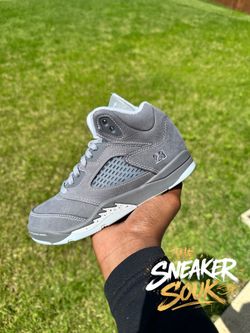 Air Jordan 5 Wolf Grey Size 2Y Kids