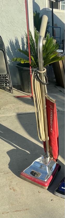 Red vacuum