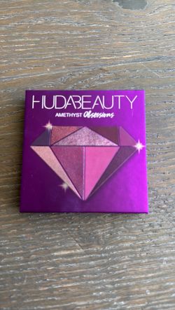 Huda Beauty Amethyst Obsessions Palette