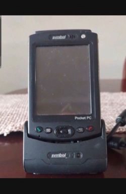 Symbol MC5040-PKODBNEA8WR 3.5" Pocket PC MUST BE PLUGGED IN TO WORK.  SEE FULL AD