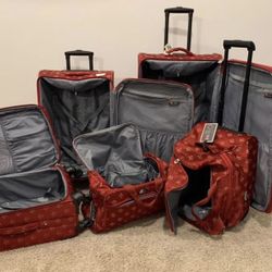 American Tourist 5 Piece Luggage Set