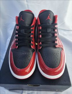 Jordan 1 Low SE "Black/Varsity Red/White" Men's 10.5