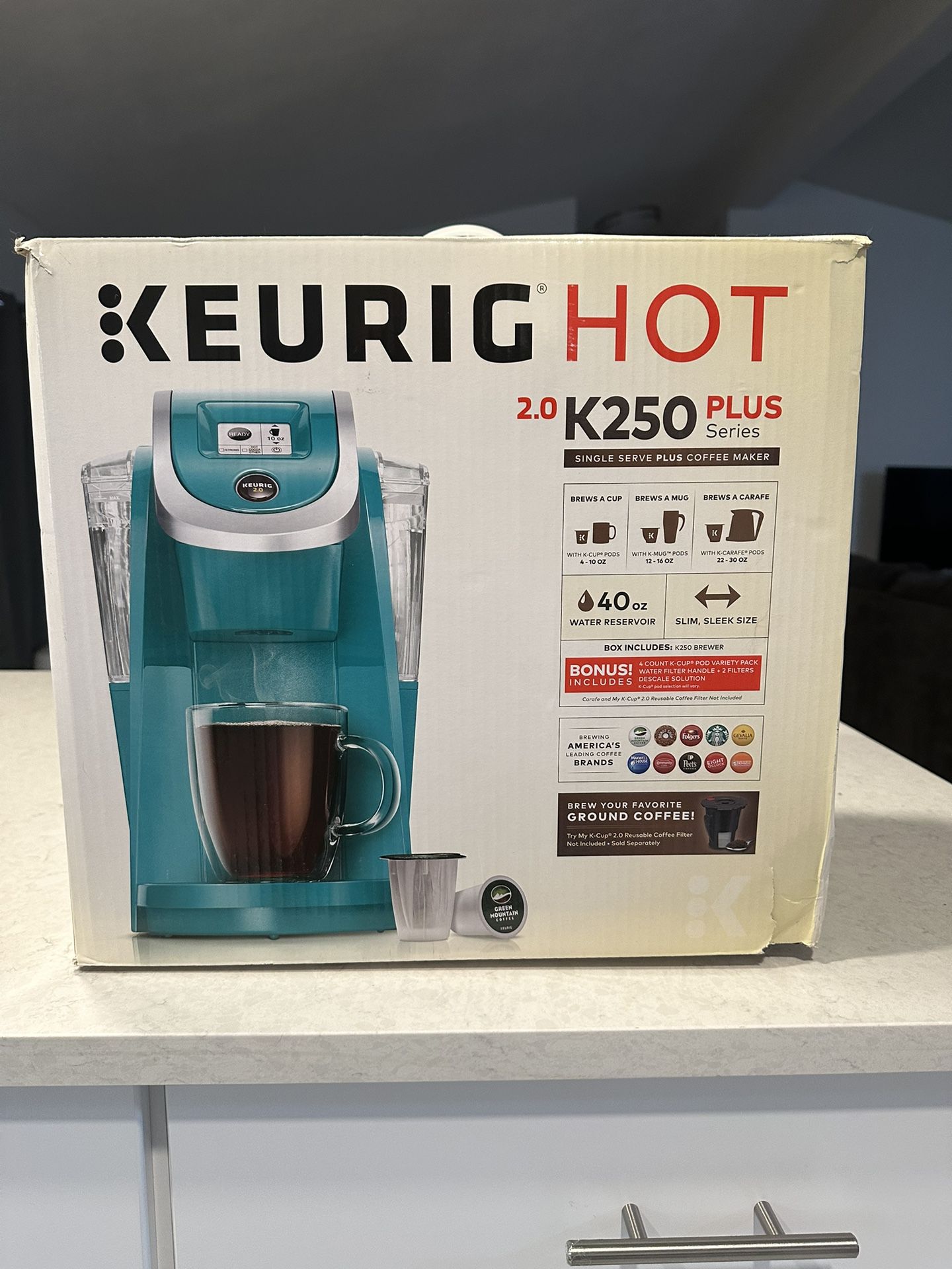 KEURIG 2.0 Coffee Maker ! 