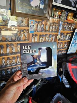 Dodgers bobblehead up for trade