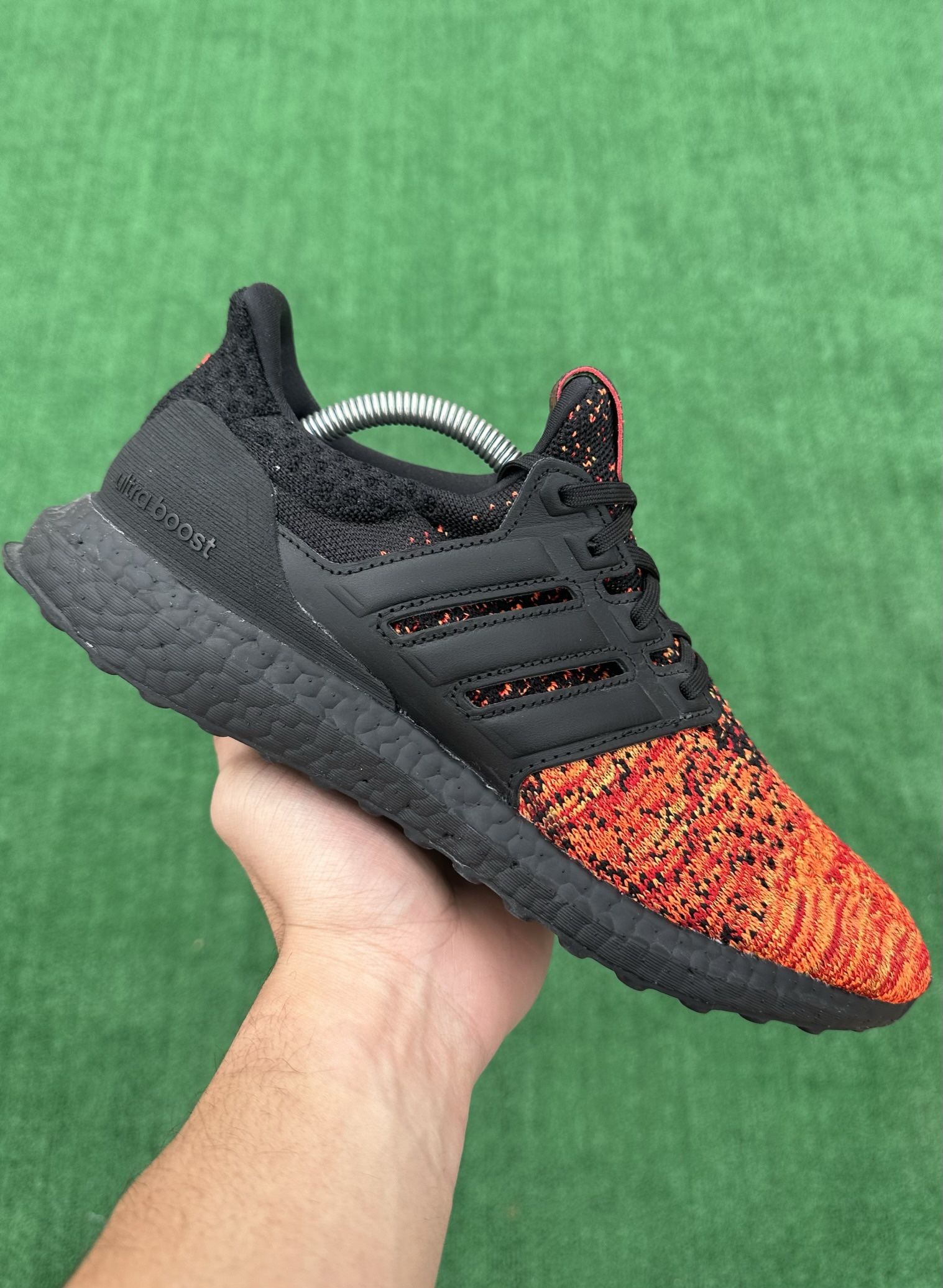 ADIDAS ULTRABOOST 4.0 x GAME OF THRONES “HOUSE TARGARYEN DRAGONS” (Size 9, Men’s)