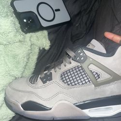 BRAND NEW ! Jordan 4’s Gave Stone 