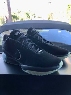 Nike Lebron Basketball 