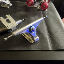 Skateboard Trucks 